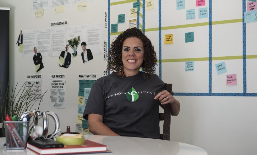 founding's tweet image. Last few days to apply for the Veteran Pitch Bootcamp in Florida! Its going to be amazing! Apply Here =&amp;gt; ow.ly/Vxau30hTh2A  Hosted by @wyncode Prizes from @VETCON2018 @VETPRENEUR_CO @TPSwitching #veteran #tech #entrepreneur