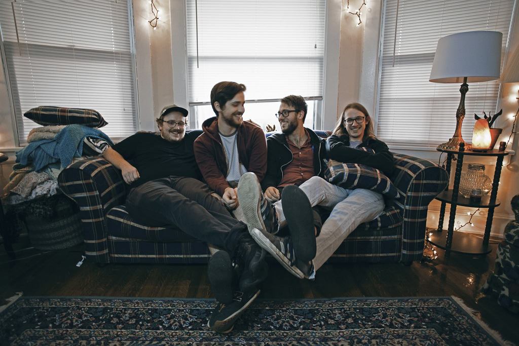 comeherefloyd's tweet photo. Runaway Brother - Conscience In Tumult (single premiere) @runawaybrother @tinyengines #runawaybrother #tinyengines #indie #indiepop #indierock #premiere #single #cleveland # https://t.co/dQ1UmcMMBx https://t.co/4rXmvRp9wb