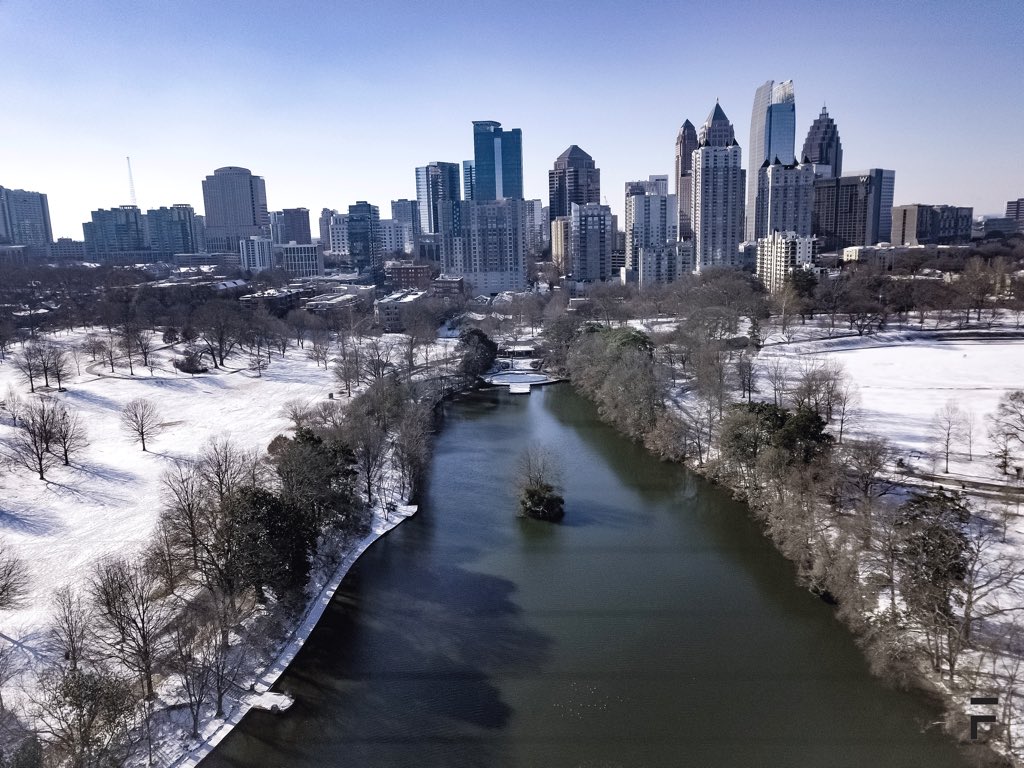 So, Jack Frost showed up again.... ❄️ Atlanta Snow 

#atlanta #atl #flotaratl #atlantasnow #midtownatl #aerialphotography #discoveratl #idoatl #weloveatl #whyiloveatl #wsbtv #dronesdaily #fromwhereidrone #dronephotography #dronepics #mavicpro #piedmontpark #atlantasnow2018