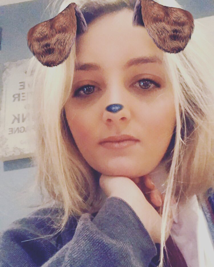 closeyclo's tweet photo. Hair got the chop😱💇🏼 #bobbedup https://t.co/s5dwG3Wdn0