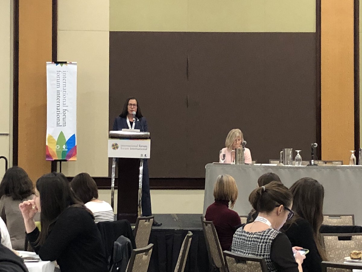 #wuscceciforum speaker Caroline Leclerc <a href="/Canadadev/">Development Canada</a> reiterates the importance of partnerships in contributing to #SDGs as well as the important role of Canadian volunteers in development initiatives #uniterra
