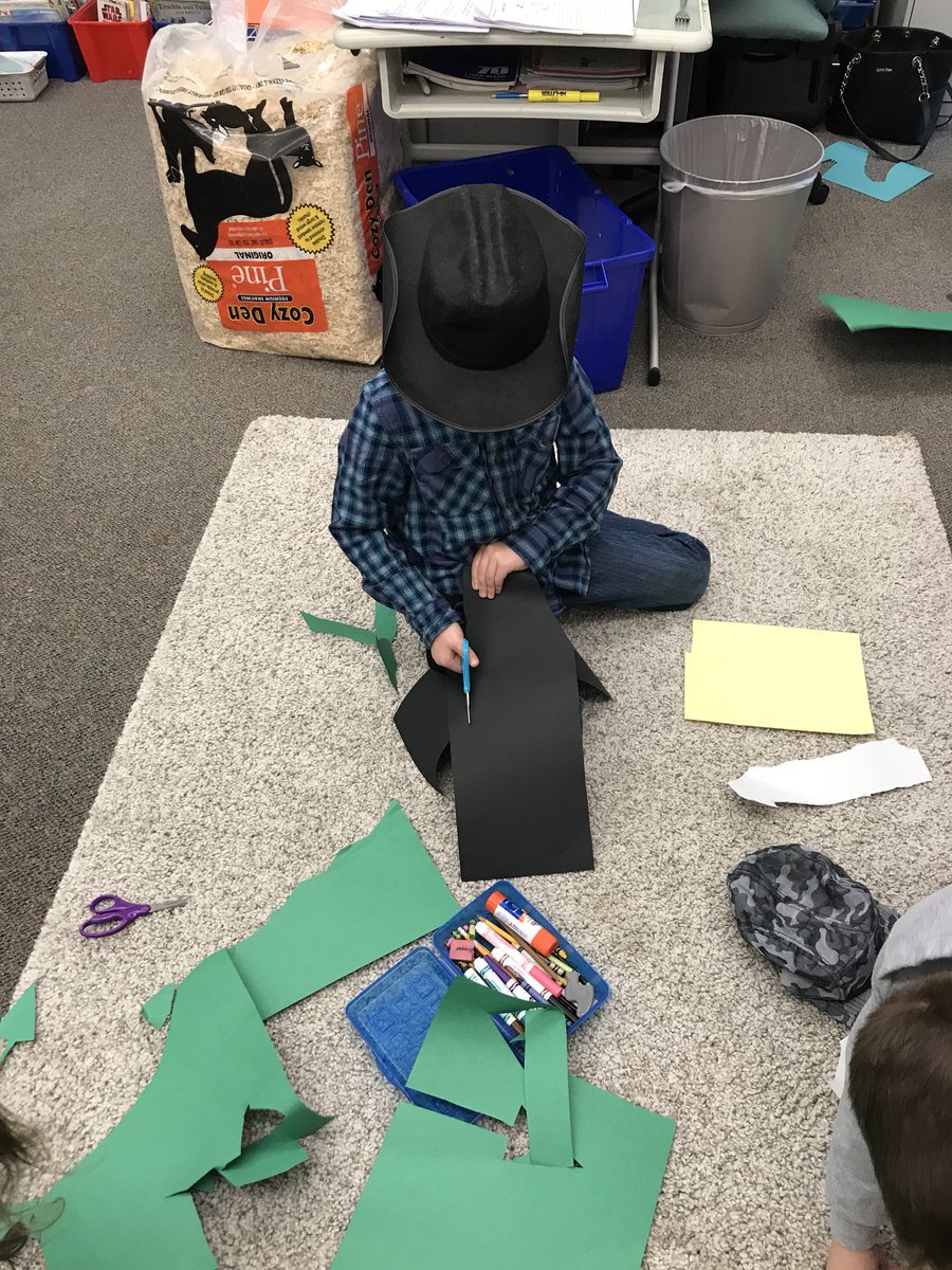 BrieMeucci's tweet photo. Making costumes and props for our readers theater performances! @KatieMcD2208  #huskylearning https://t.co/KfReMxW54C
