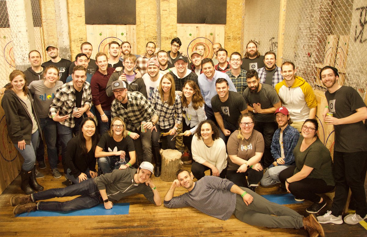 Guru_HQ's tweet image. Hacked out some time after an epic SKO to try our hand at axe throwing ⛏️@UrbanAxes #AxecitedFor2018 #WorkHardThrowHard