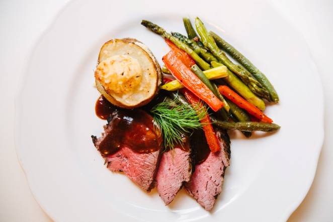 Chef's Choice Catering tweet media