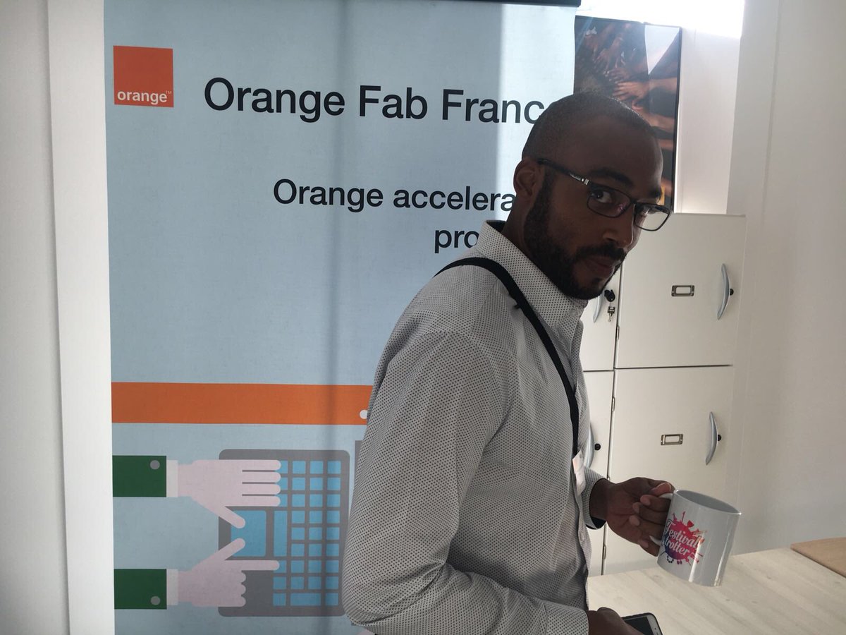 Bon j’ai mon mug aussi pour les premiers pas de <a href="/Festi_Trotter/">Festival Trotter</a> à <a href="/OrangeFabFr/">Orange Fab France</a> pour le #OrangeFabFranceS7 #balancetonmug #concoursdemug <a href="/LauraNordin75/">Laura Nordin</a> <a href="/NicolasBeaubrun/">Nicolas Beaubrun</a> <a href="/pomev/">pact</a> <a href="/Juli1RonD/">JR</a> <a href="/cleliemathias/">Clélie Mathias</a>