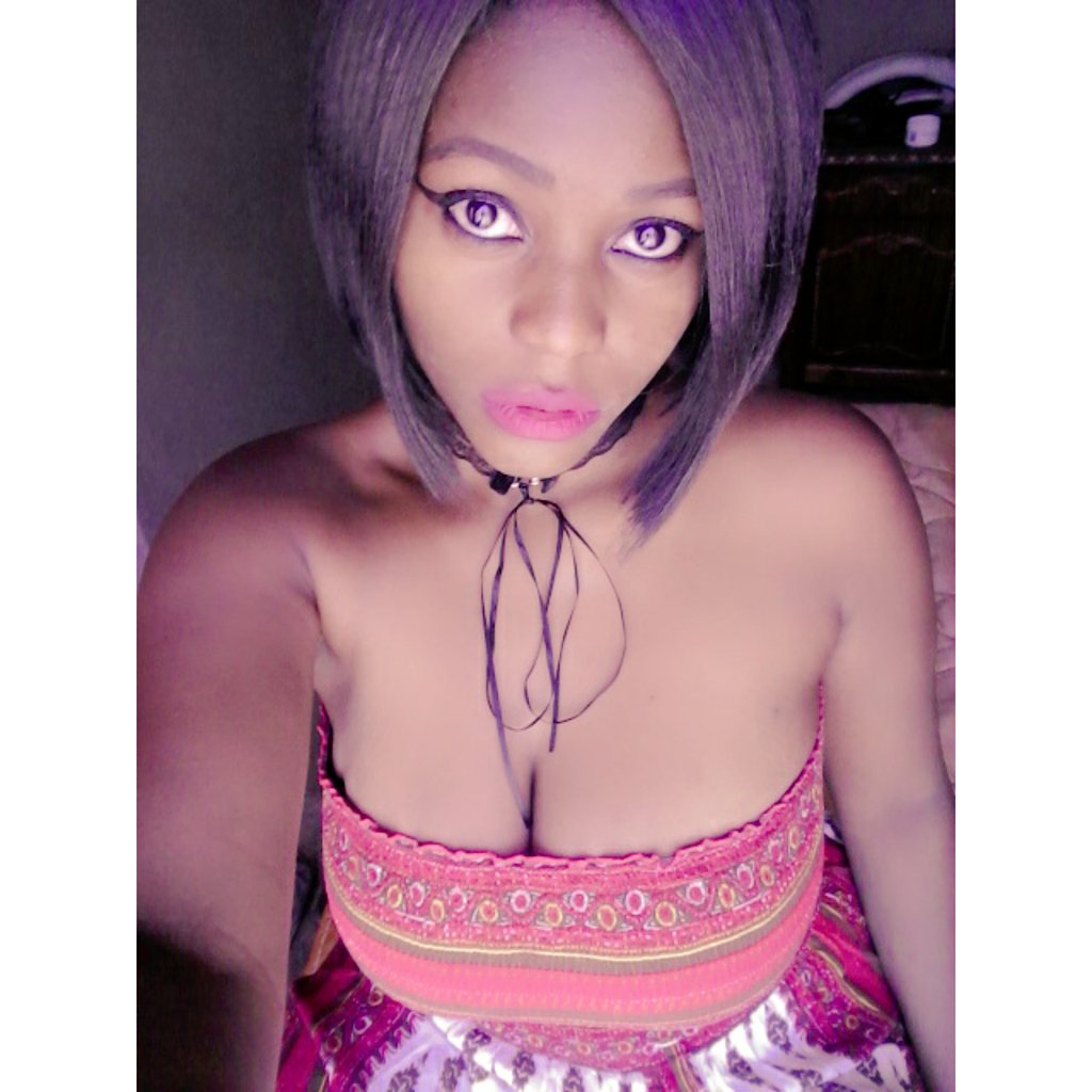SLUGGISH_SA's tweet photo. ❤ Selfie https://t.co/6hilFavSYK