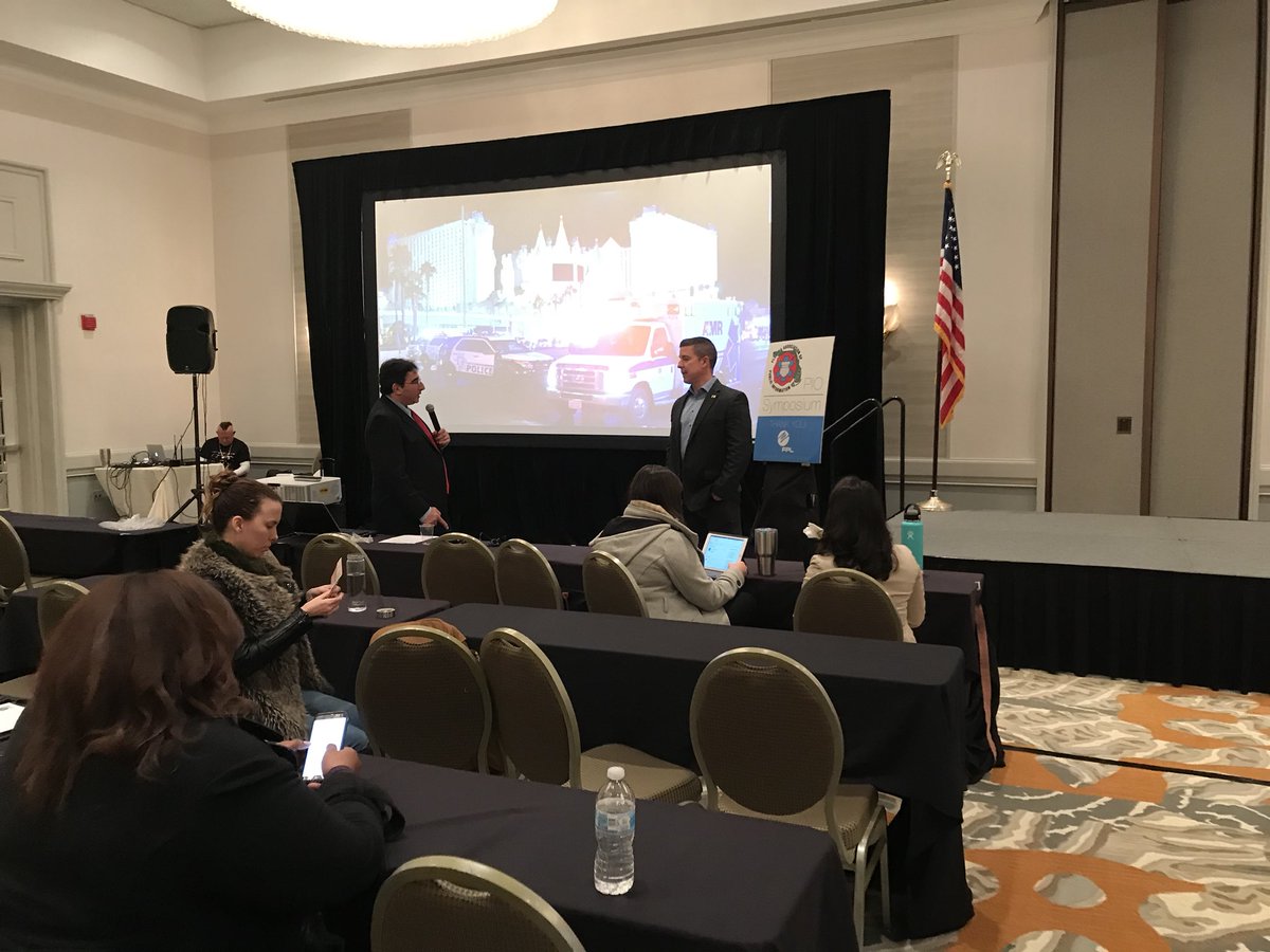 FloridaPIOs's tweet photo. #FRE18 Florida PIO Symposium, Sgt. Jeffrey Clark of Las Vegas Metro PD @LVMPD presents about the Vegas shooting. @FlFireChiefs https://t.co/m1GNuuK0Ke