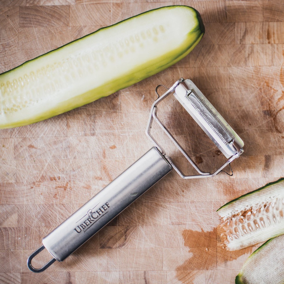 UberChefHQ's tweet photo. From zoodles to garnishing salads and appetizers to sweet potato fries and sliced cheese, our Dual Julienne & Vegetable Peeler has you covered. #uberchef #peeler #julienne #kitchen #garnish #zoodle #veggie #carrots #zucchini #vegan
Purchase here: https://t.co/WmaYOKi8vv https://t.co/7sW7dQ25WB