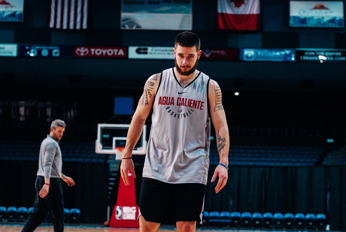 OntClippers's tweet photo. 🏡 Sweet 🏡

#PracticeVibes https://t.co/lqfCsf7xiu