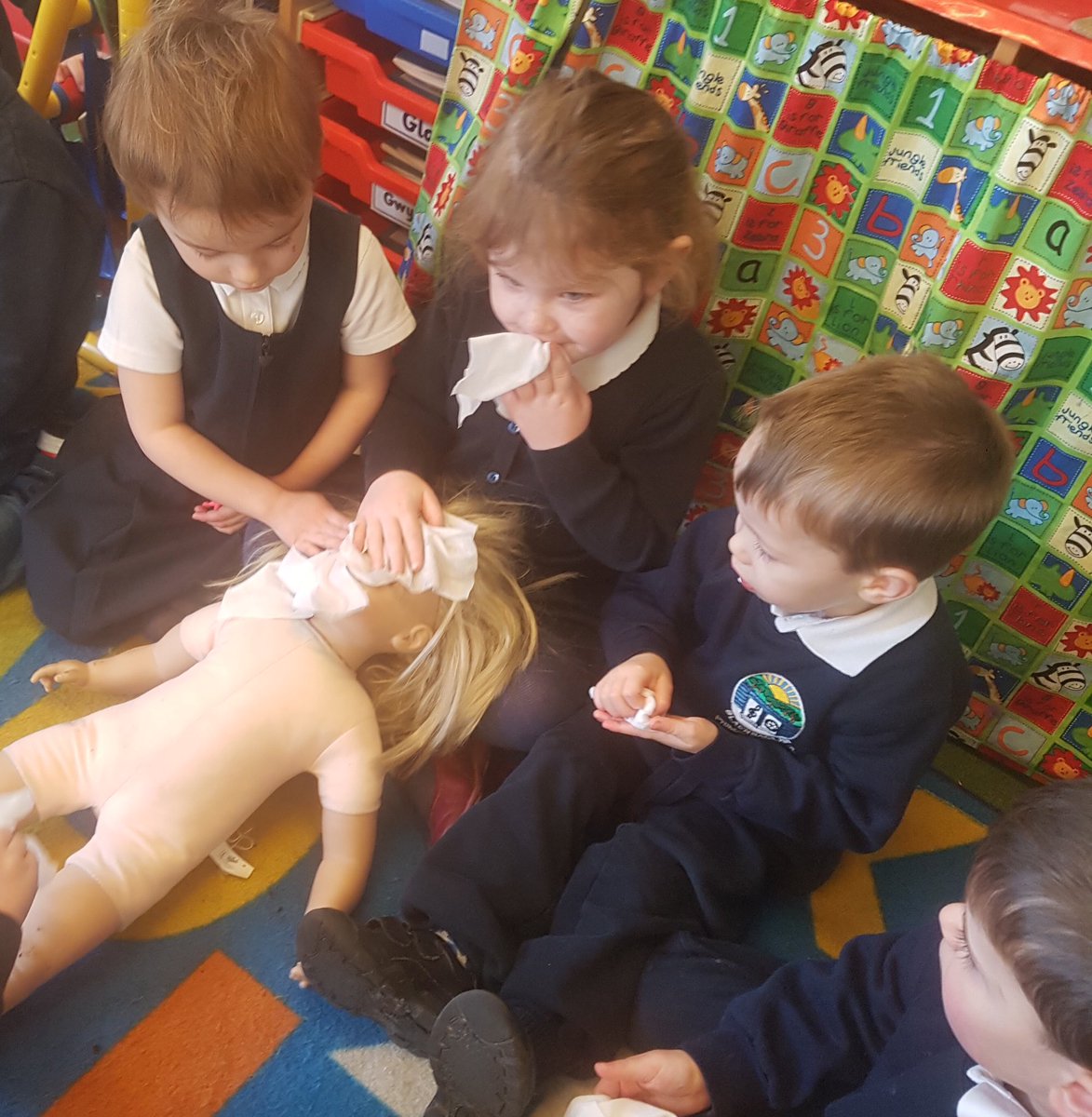 blaenbaglanwill's tweet image. Becoming independent, keeping clean 🛁