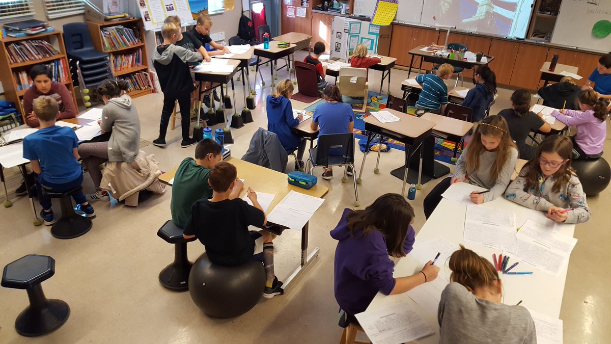 P2McCaffrey5th's tweet photo. We're using partner collaboration for extended response questions about the New England Colonies. #flexibleseating @strandwoodel https://t.co/bzoN4HN4QP