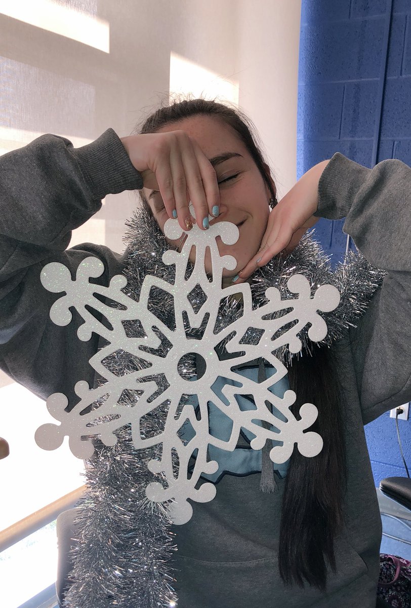 mw_deca's tweet photo. Tonight’s the SNOW BALL ❗️❄️💃🏼🕺🏻🎉🎵 come &amp; dance the night away with your favorite deca president!!!! SEE YA @ 7!!!!! #mwdeca @LibbySankey7 https://t.co/nCImAvbn1f