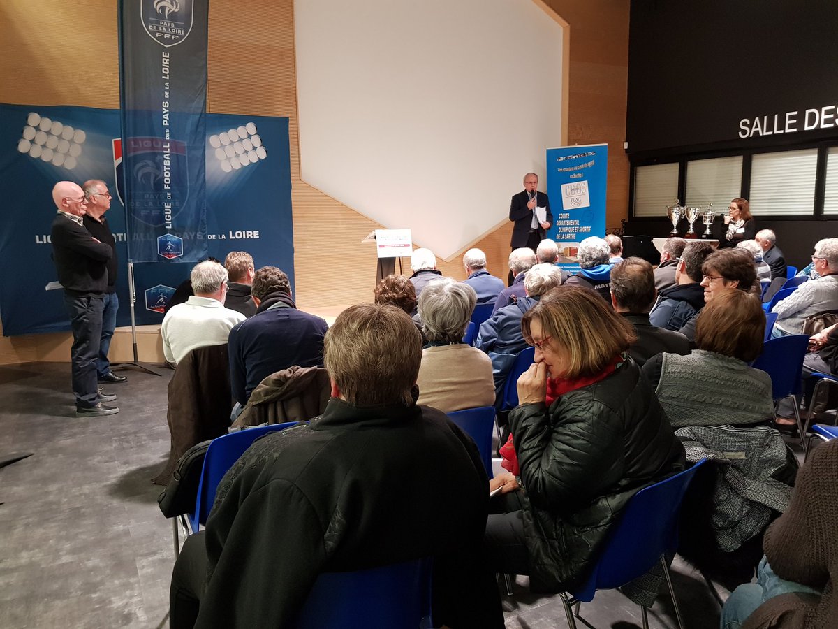 CDOS72's tweet photo. 1er Séminaire des Présidents des #Comités Départementaux de la @sarthefr https://t.co/mCJamPhEhS