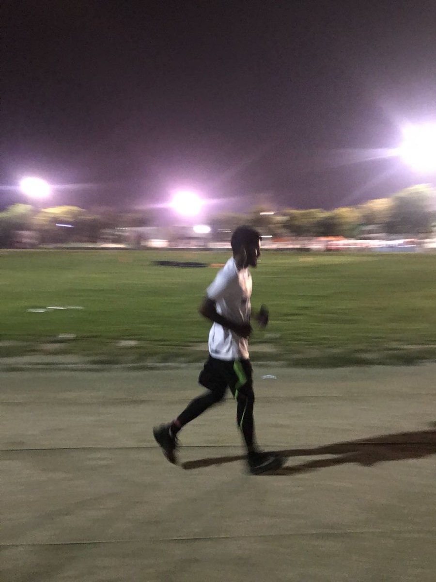 HalfCourtMV's tweet photo. 8hrs in and Mafaz Mohamed is still running NON STOP for 24hrs! Come and show your support!
#MilesforSmilesMV - 24 Hour Charity Run. #runforthecause #jointhecause #MakingSportsRewardingforEveryone #Mafaz13 #HalfCourtMaldives https://t.co/qS9TU5RP2z