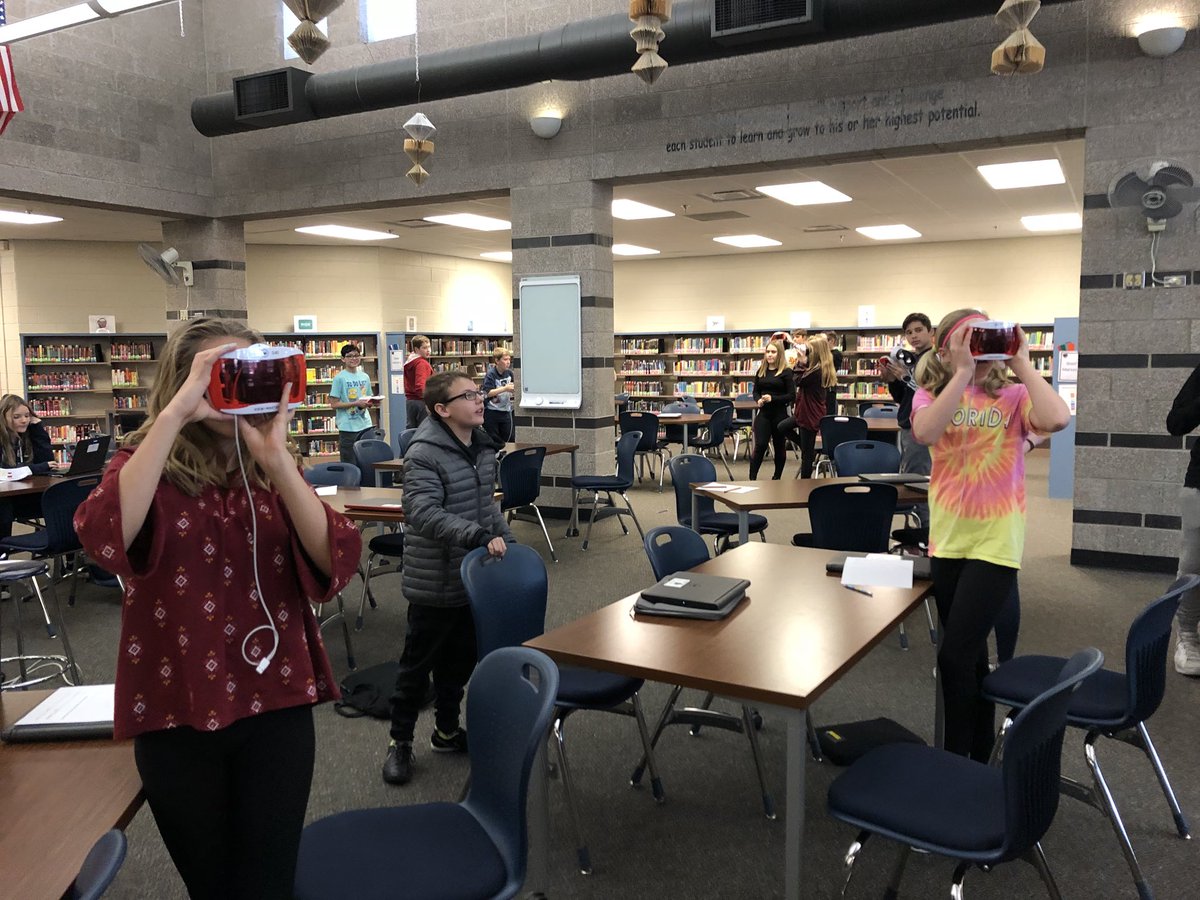WebberMS's tweet photo. Creating VR content, experiential learning & peer review in Sci w @WMSPetersen. #WeAreWebber #WebberScience #PSDproud https://t.co/YLsMIbbstx
