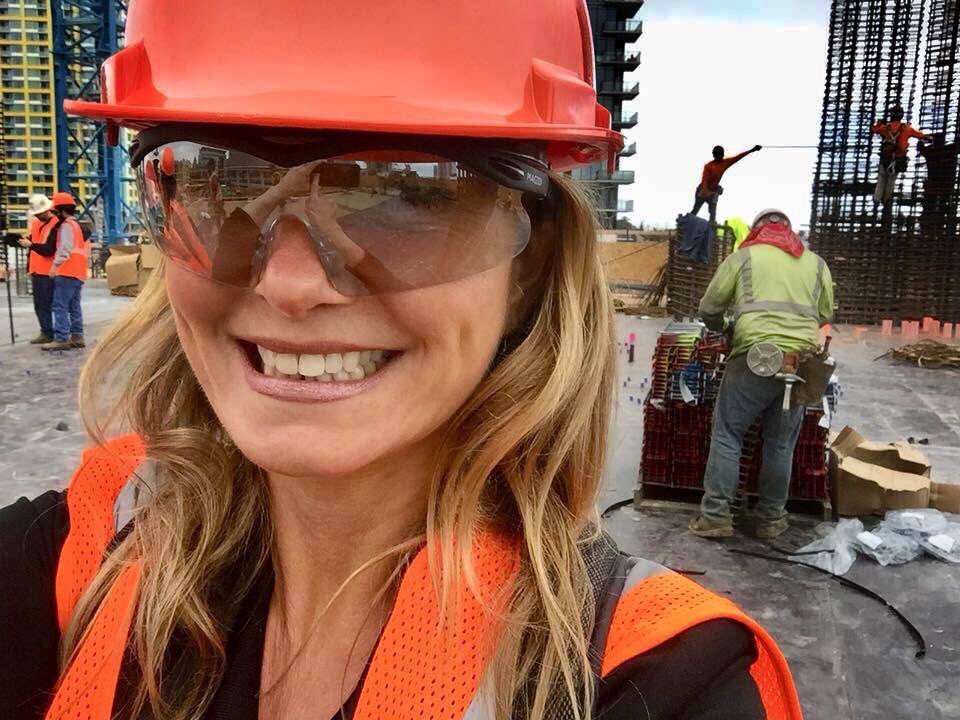 traveltaosuzi's tweet photo. Celebrating #construction milestone at #librarytower #highrise in downtown #SanDiego #California https://t.co/o8pffwuoQQ
