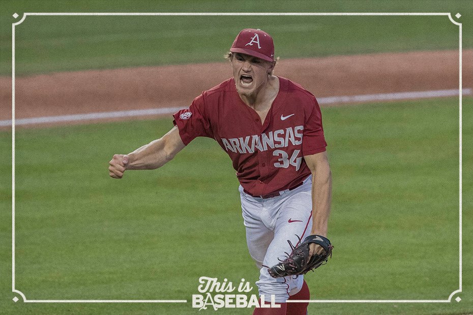 RazorbackBSB's tweet photo. FOUR MORE FRIDAYS. 👊😤

#OmaHogs https://t.co/QQ2fV9QFfz