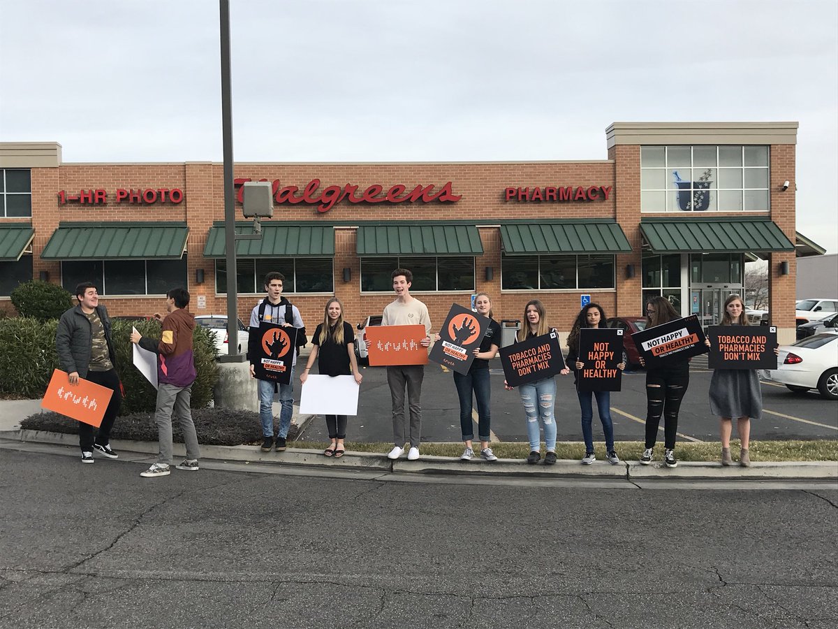 _WCYC_'s tweet image. #BetheFirst to #FinishIt

Hey @Walgreens tobacco and pharmacies don’t mix! Corner of happy and healthy?? Let’s stop selling tobacco.