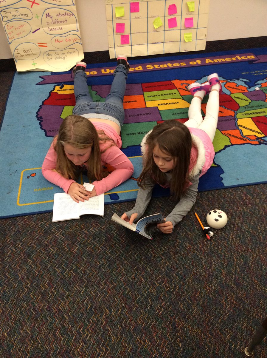 kellyzoucha's tweet photo. Sorting facts, integrating Social Studies readers, finding topic point, purposeful reading #celebratelps #CCSBFreeBookFriday @CitrusSchools https://t.co/2TSVZ9ks4t