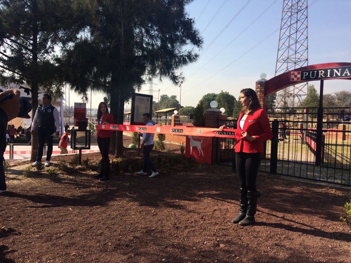 Expok's tweet photo. Estuvimos en la reinauguración del #ParquePurina 🌳 🌱 de @nestlemx un espacio recreativo y responsable para tus peludos. 🐶 ¡Qué esperas para visitarlo! https://t.co/WwwmJtu1aK