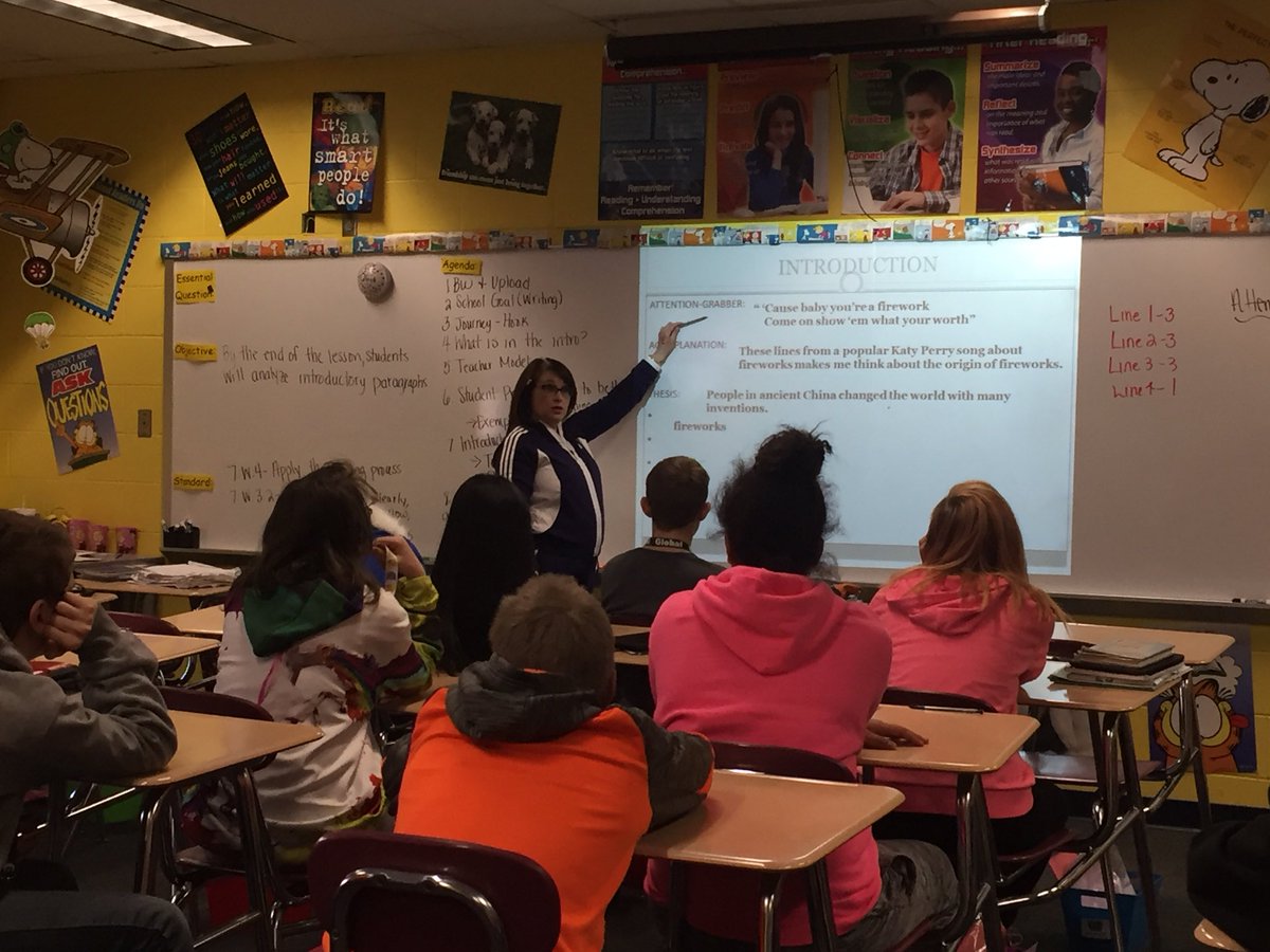 GlobalHawksDMS's tweet photo. Ms. Murray strengthening students’ writing skills by analyzing introductory paragraph exemplars and non-exemplars!  #attentiongrabbers #thesisstatements https://t.co/VYk3n9sk9V