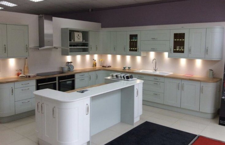 BuildbaseL's tweet photo. Just two more weekends to make the most of our Kitchen &amp; Bathroom Showroom January offerings, open Saturday’s 8am - 4pm. Speak to one of our many specialist designers to create your dream room. https://t.co/APp4aE4GAg