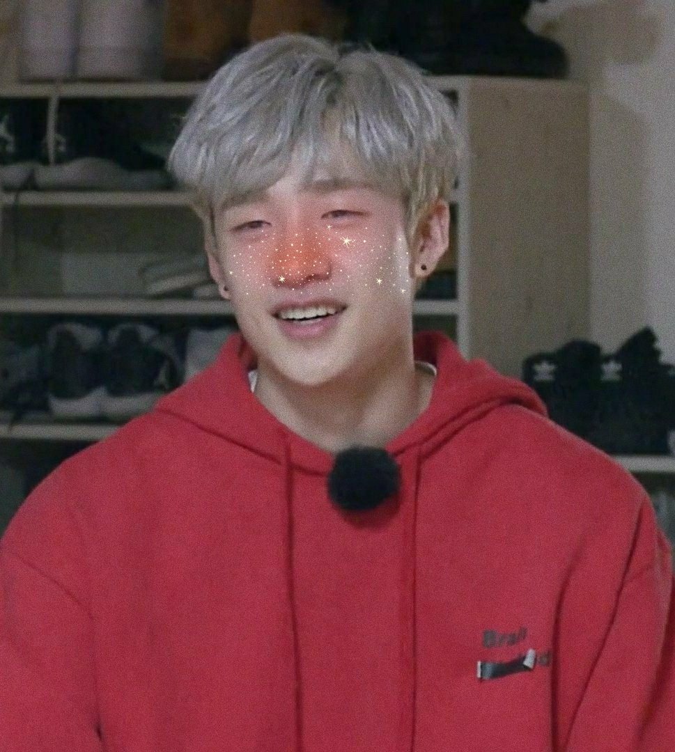 sksofties's tweet photo. ʚ #CHAN 🖇 #스트레이키즈 ɞ https://t.co/V23CzaUKcb