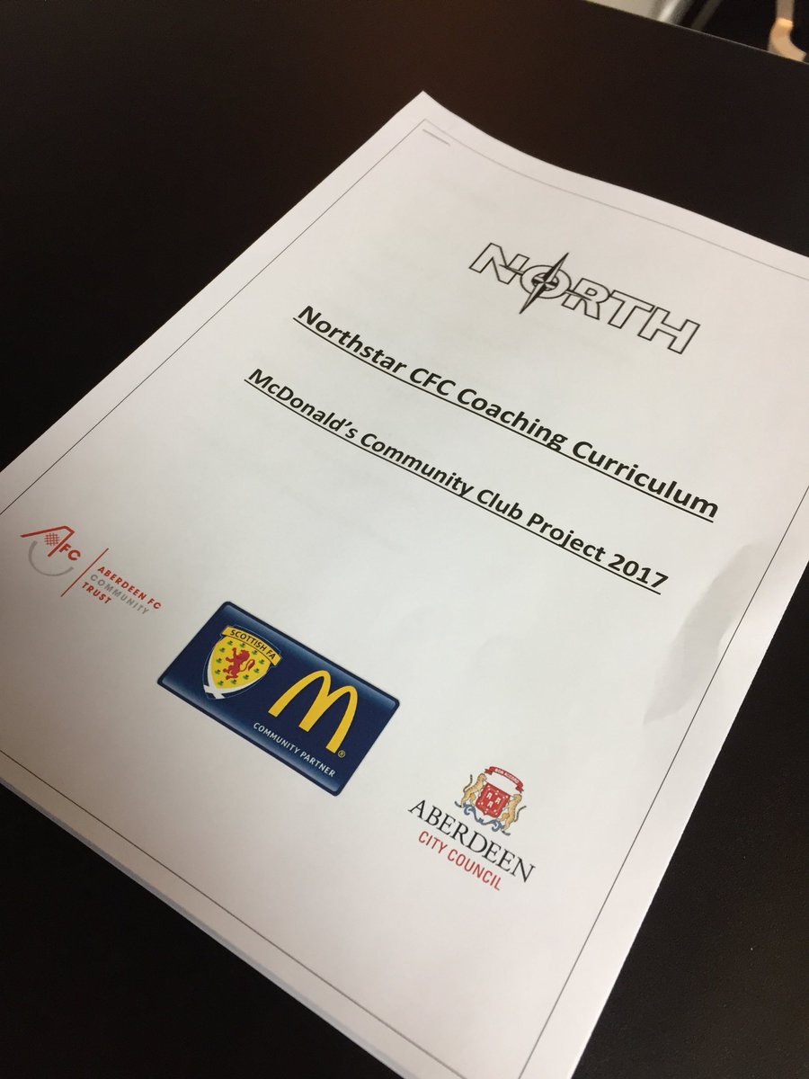 LiamMcGarry1's tweet photo. @NorthstarCFC visited Pittodrie tonight to receive a curriculum consisting of all content delivered via. #CommunityClubProject in 2017. I look forward to continuing to support the club, even if it is in a more informal way. @sfa_north @AFCCT @BetterPlayUK ⚽️ https://t.co/AH00dmyGSC