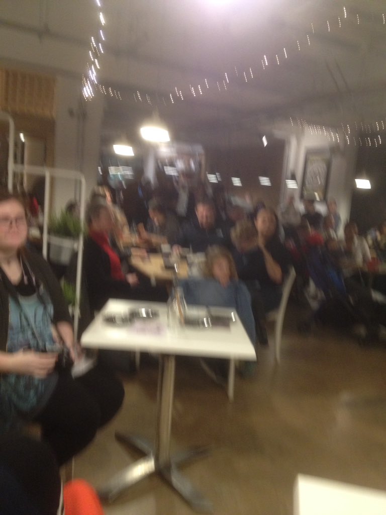 empresspfg's tweet photo. Here at #EveningOfCreativity @ErdingtonArts @OIKOScafe what a night #ItsPacked performed earlier @JobeBS https://t.co/LImBp4jshz