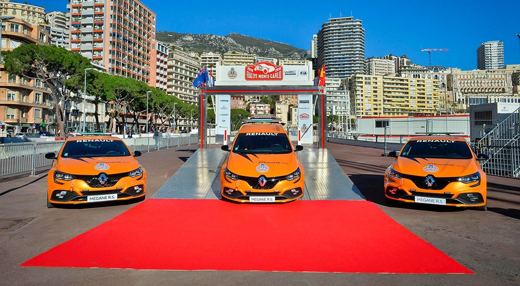 StephenHoltzman's tweet photo. Renault Sport gives four Mégane R.S. cars to the Automobile Club de Monaco #RenaultSport #RenaultSportF1 #MéganeRS #ACM_Media https://t.co/36leavtXCq https://t.co/aUmA5RBZ8Y