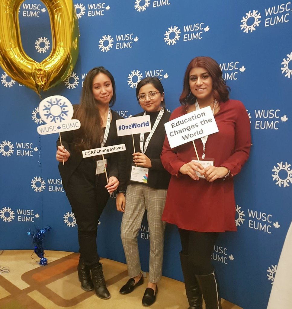 WUSCSheridan's tweet photo. Your local committee at the WUSC International Forum!! #vol4dev #uniterra #economicempowerment #inclusiveeconomies #educationchangestheworld  #humanitarianresponse #climatechange #studentrefugeeprogram #wusc #wuscceciforum #globaldev #globalgoals @WorldUniService https://t.co/Xjwi8CJCOK