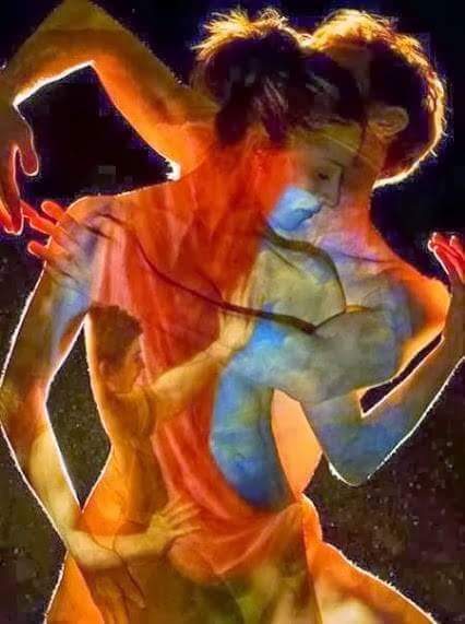 srigawntufahr's tweet image. I&apos;m nestled in your every heartbeat. #sixwords #sixwordstory #sixwordcommitment