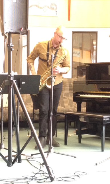 mitlibraries's tweet image. Raves all around for our colleagues who performed in this afternoon's Midwinter Open Mic for library staff, hosted by the Lewis Music Library &amp;amp; organized by fearless Cataloging Coordinator @babrahamse. Bravo!