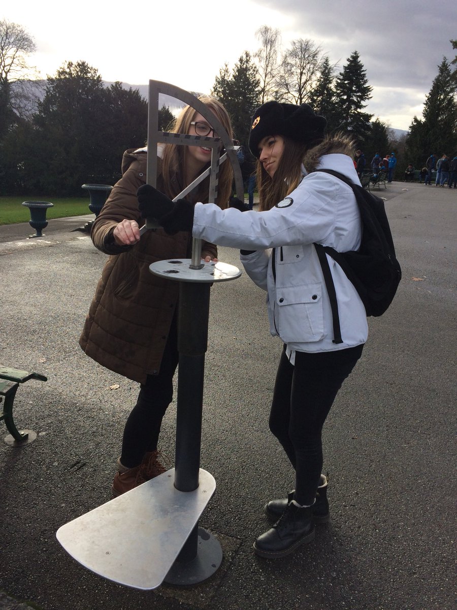 STBRN_STEM's tweet photo. Hands on practical at the History of Science Museum Geneva  #stbrendansCERN2018 https://t.co/RgxVnDaa3W