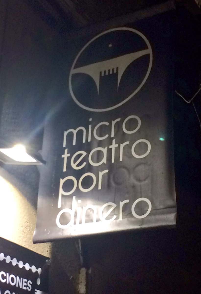 Pilar_tallon_'s tweet photo. La última vez que hice algo por primera vez...ir a una obra de microteatro! 15 minutos insuperables con actores y actrices increíbles.
#microteatropordinero
#microespejito
#microlucas https://t.co/Kwr1hSiQVi