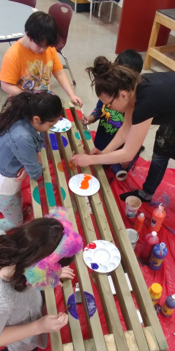 jhcentre's tweet photo. We are excited for Garneau School's "Buddy Bench." This bench was created after the children learned what dignity means to them &amp; why dignity is important. #yegschools #yegdignity #makesomethingedmonton #humanrightscity https://t.co/Eygx5rlu1P