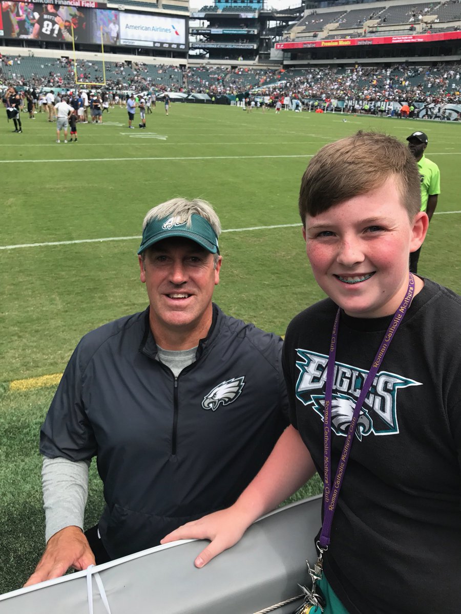 TweetinWiseguy1's tweet photo. @Eagles @NBCSPhilly #AuthenticFanFriday #FlyEaglesFly https://t.co/iWfcAyZjPj