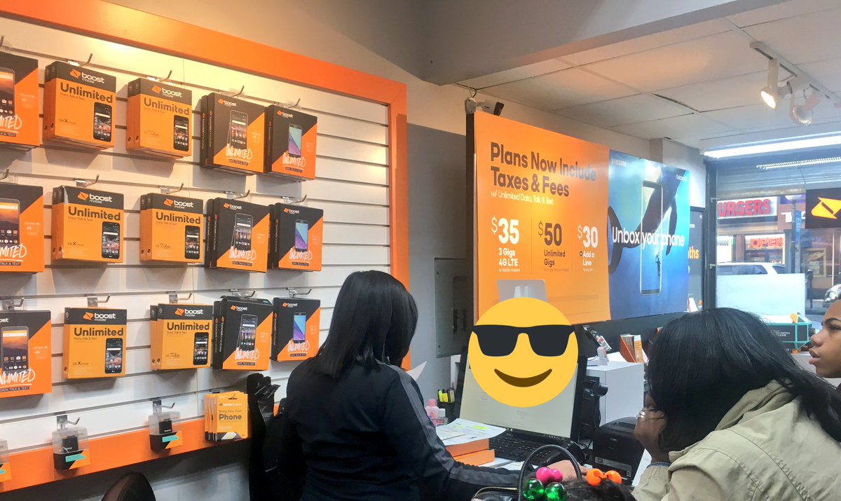 marco_Marceco's tweet photo. April at MI Wireless adding a family plan. Welcome to #boostmobile #unlimited #familyplans #addalineforfree https://t.co/QnFqCgqOdp