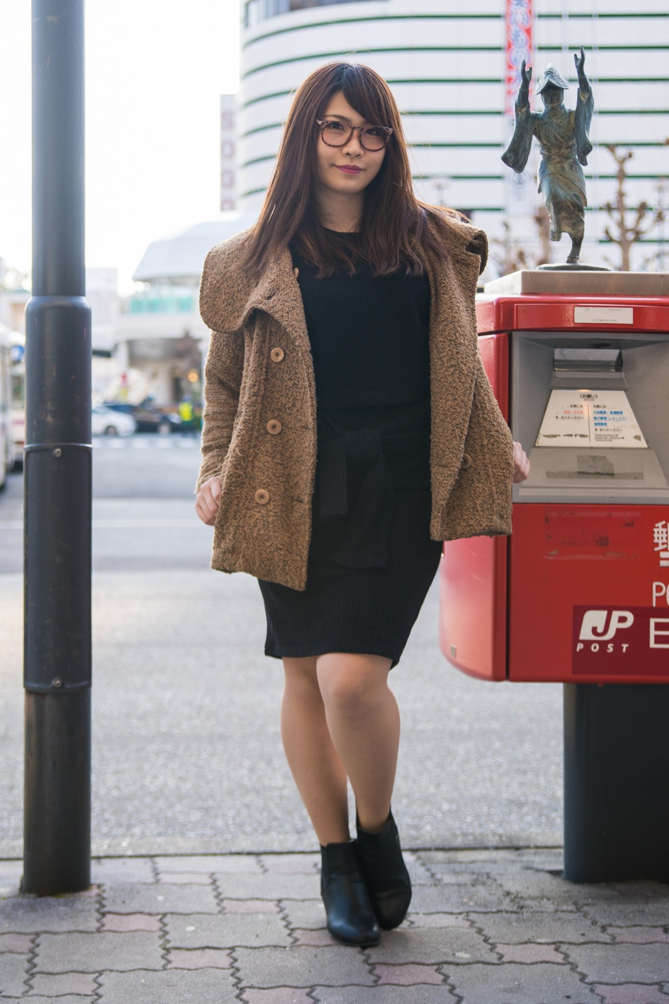 Awap ブロガー募集中 本日 駅前でスナップ写真撮ります カメラとバインダー持ってる女二人組見かけたら Awapさんですか って声かけてね プレゼントあげます W 徳島 徳島駅 駅前 スナップ 街角スナップ