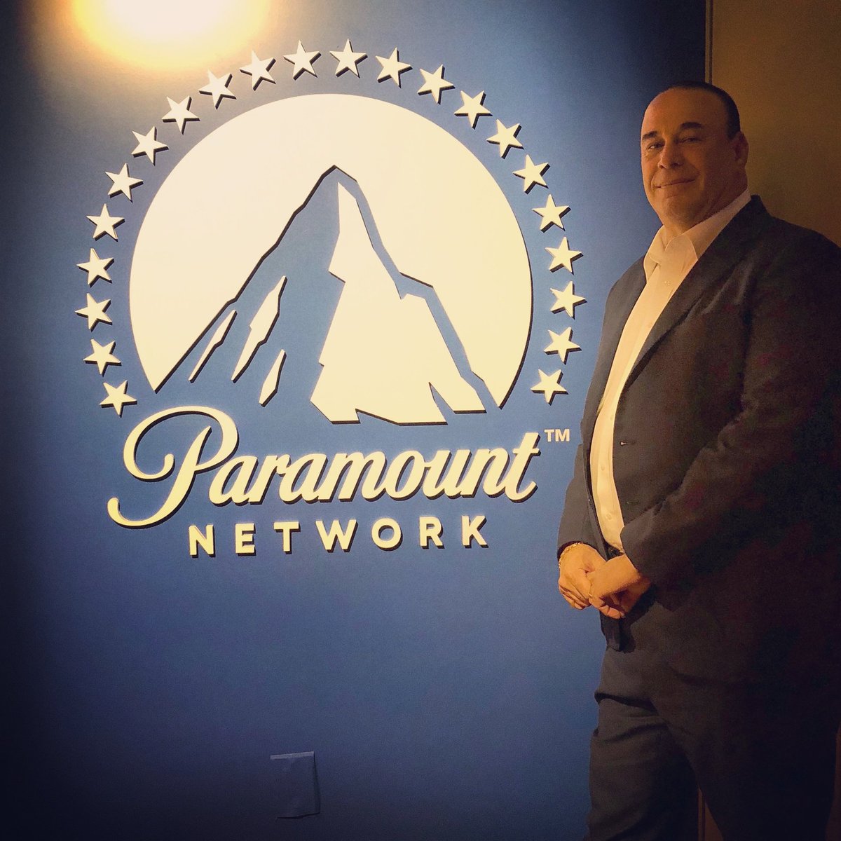 jontaffer's tweet image. I am proud that I'm now on @paramountnetwork !🎉🎉 Congratulations on the network! I have a feeling #2018 will be a good year!