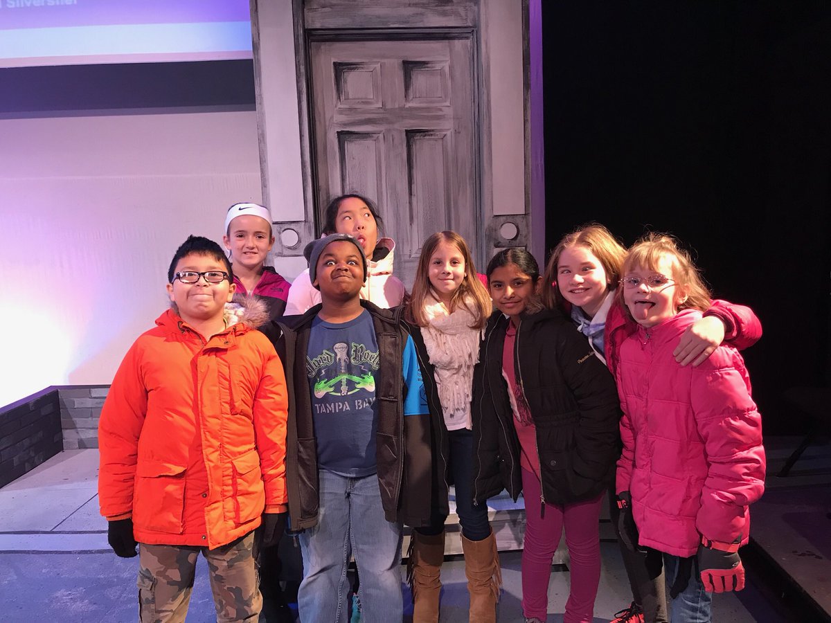 Room 110 tweet media