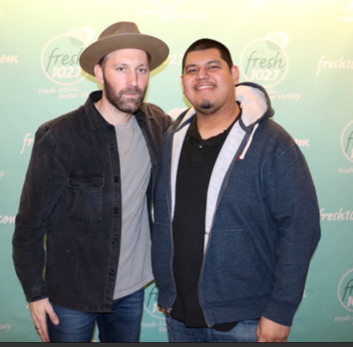 migueltobh's tweet photo. My pic with @matkearney at @Fresh1027NY studio today 🙌🏼 #freshupclose #matkearney https://t.co/9XNBdqj6tD
