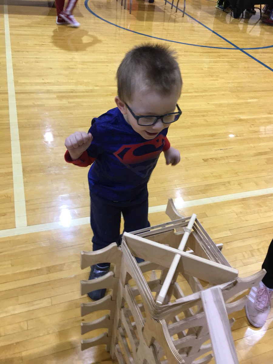 JCDEPRESCHOOL's tweet photo. So much fun today at Kids Discovery Factory! #bethe1 https://t.co/c74dDIFaFj
