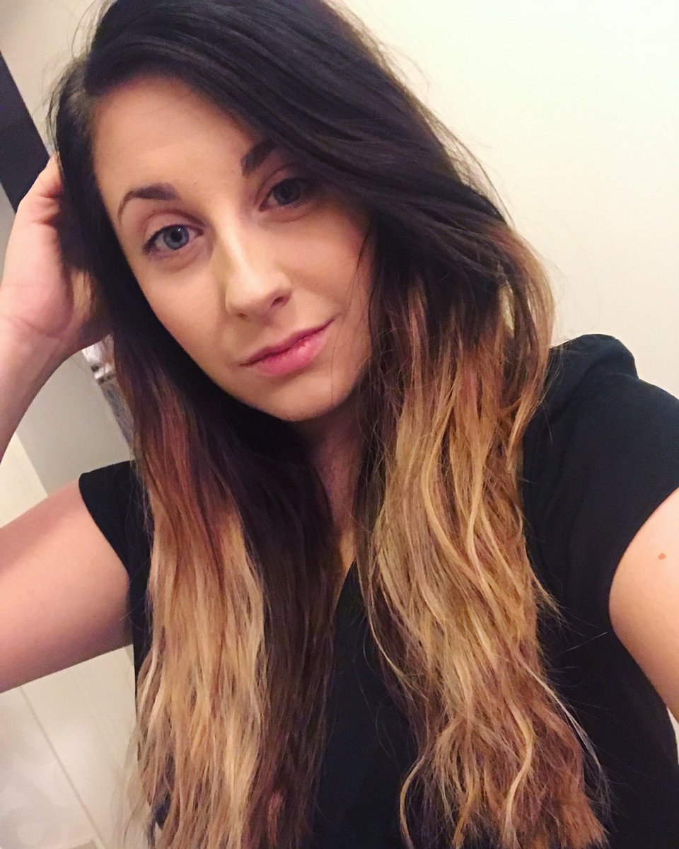 EmdorableTV's tweet photo. LIVE! Friday and chill with me?🤗 https://t.co/Tj9mKklavJ #gamer #gamergirl #gta5 #streamer #twitch https://t.co/p3B55gfvim