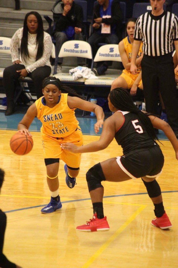 SSCCWBB's tweet photo. Willingham-King 🏀🏀🏀 #parsonhoops https://t.co/rKldUwM8aa
