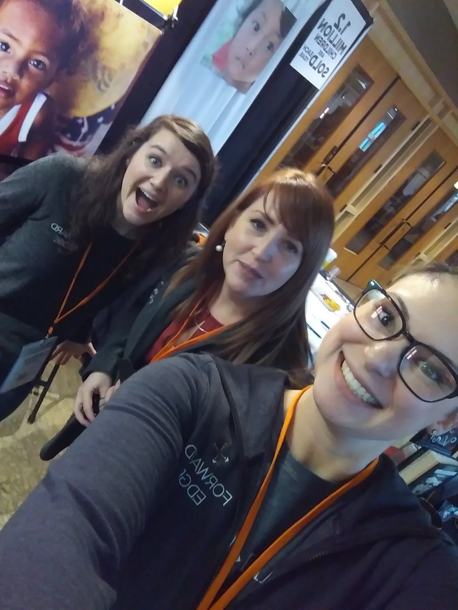 ForwardEdge's tweet image. Here @missionconnxion ready to share all of our short term mission opportunities! This year you can take a team to Houston, Puerto Rico, Cuba, Kenya, Mexico or Nicaragua with Forward Edge! #liveyourmission by helping vulnerable children and disaster victims around the world 🌎❤