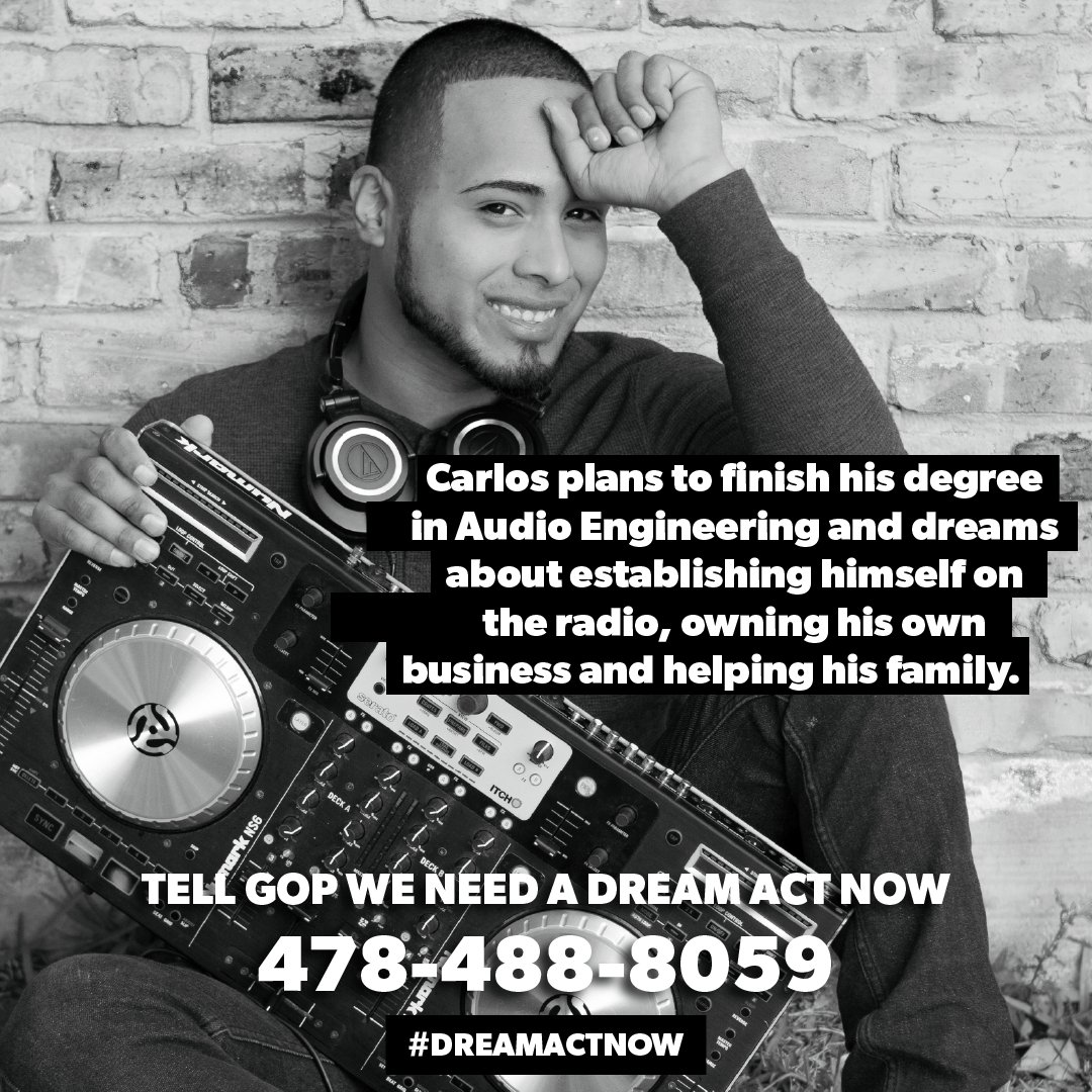 Mariabil's tweet image. Republicans are leading the government into shutdown instead of choosing to address critical priorities that have broad bipartisan support #DreamActNow