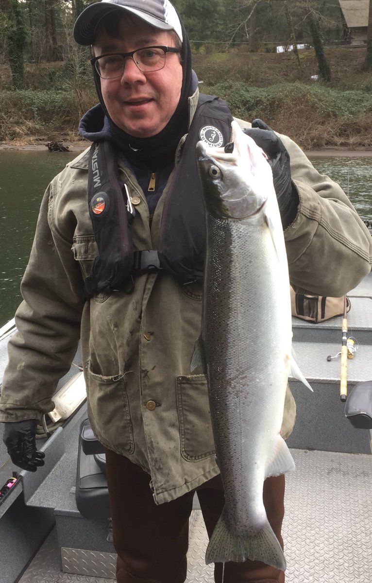 SkysGuide's tweet image. #PDX #fishing @travelportland @TravelOregon @SkysGuide (503) 799-3757