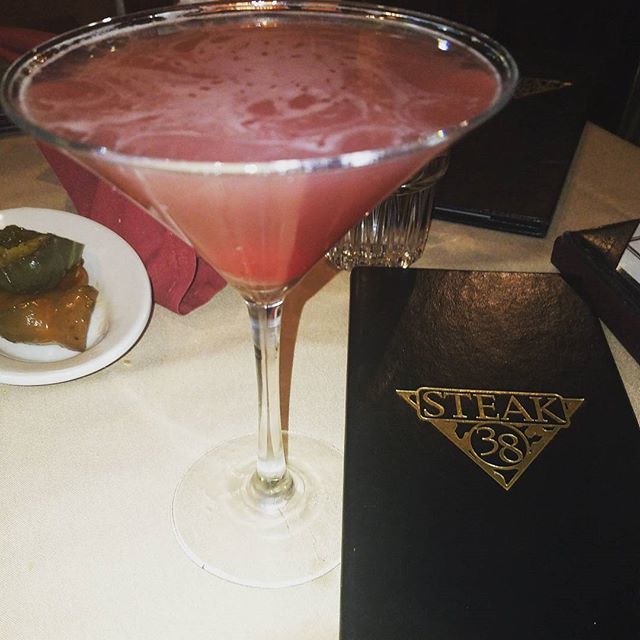 PhillyGrub's tweet photo. Hubby's birthday dinner at @steak38 in Cherry Hill. I'm starting with a Raspberry Fizz Martini. It's perfect! #martini #raspberrymartini #steak38 #steak38cafe #cherryhill https://t.co/6p6rpavmg3 https://t.co/nqF5Mne7pt