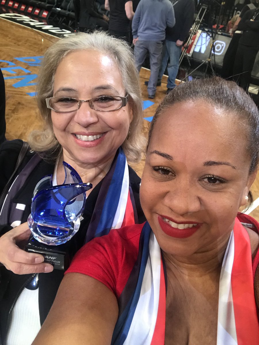 LilliamAPerez's tweet photo. #DRParadeUSA #BrooklynNets #DANF celebrating Dominican Heritage at the Brooklyn Nets https://t.co/WBQCek6WUc